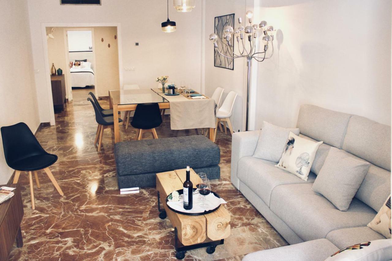 Gatu Premium Villa Aramburu, " Preferente Mayores De 25 Anos Y Familias " 圣玛丽亚港 外观 照片